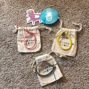 3 random pack Pura Vida bracelets